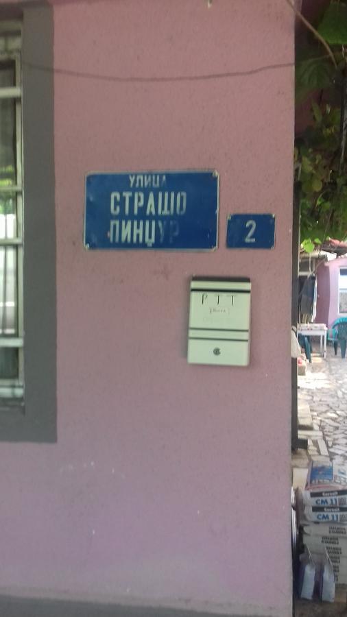 Mimi Pink Hostel Ohrid Eksteriør billede